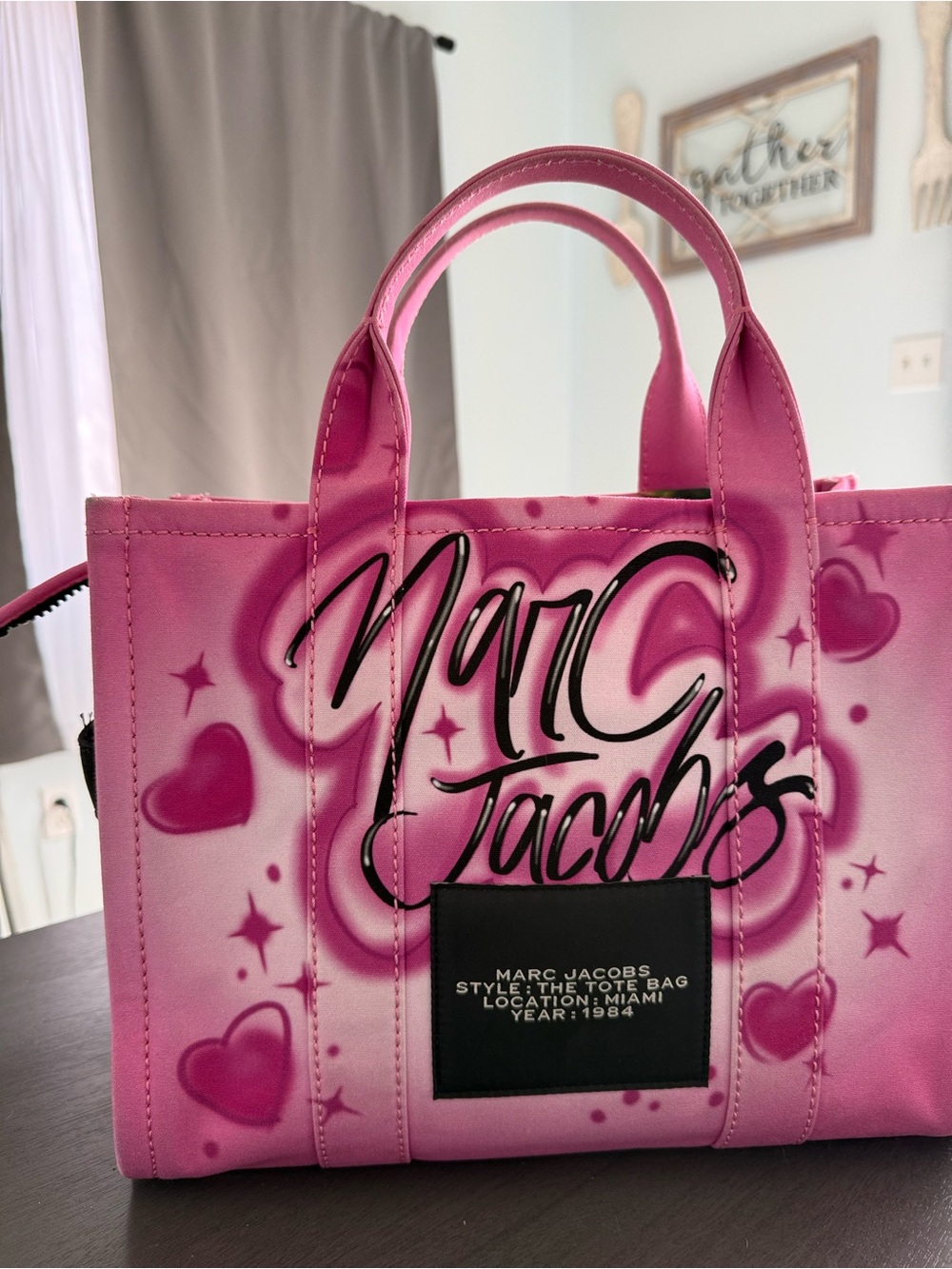 Marc Jacobs Pink Graffiti Heart Tote - Picture 6 of 7